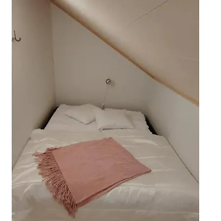 Rauhallinen Rivitalo